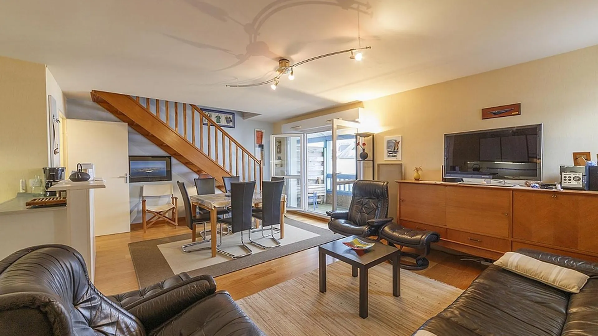 Appartement Duplex Familial Vue Mer, Proche Plage Et Commerces - Fr-1-639-125 Arzon 0*,  France